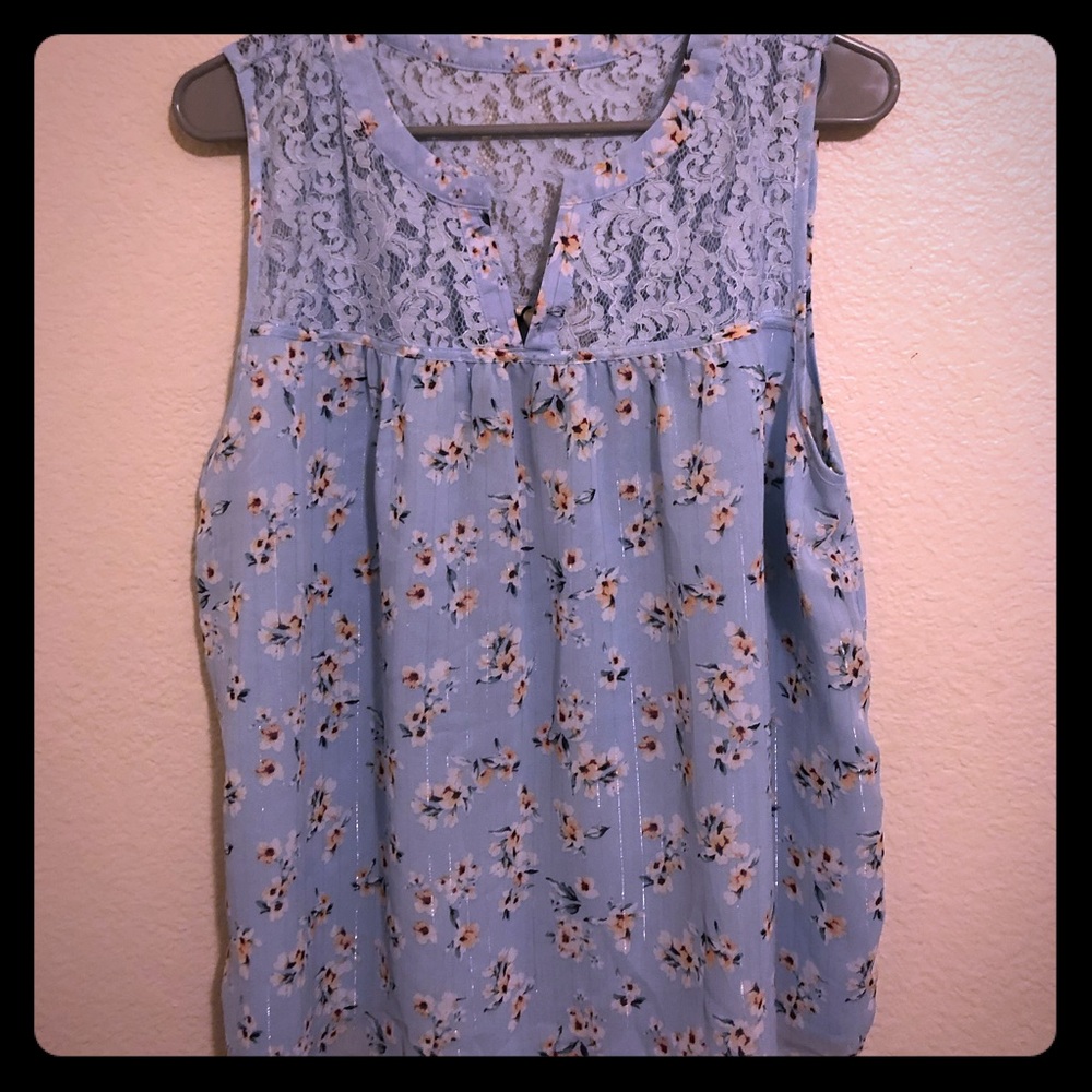 Sleeveless blouse